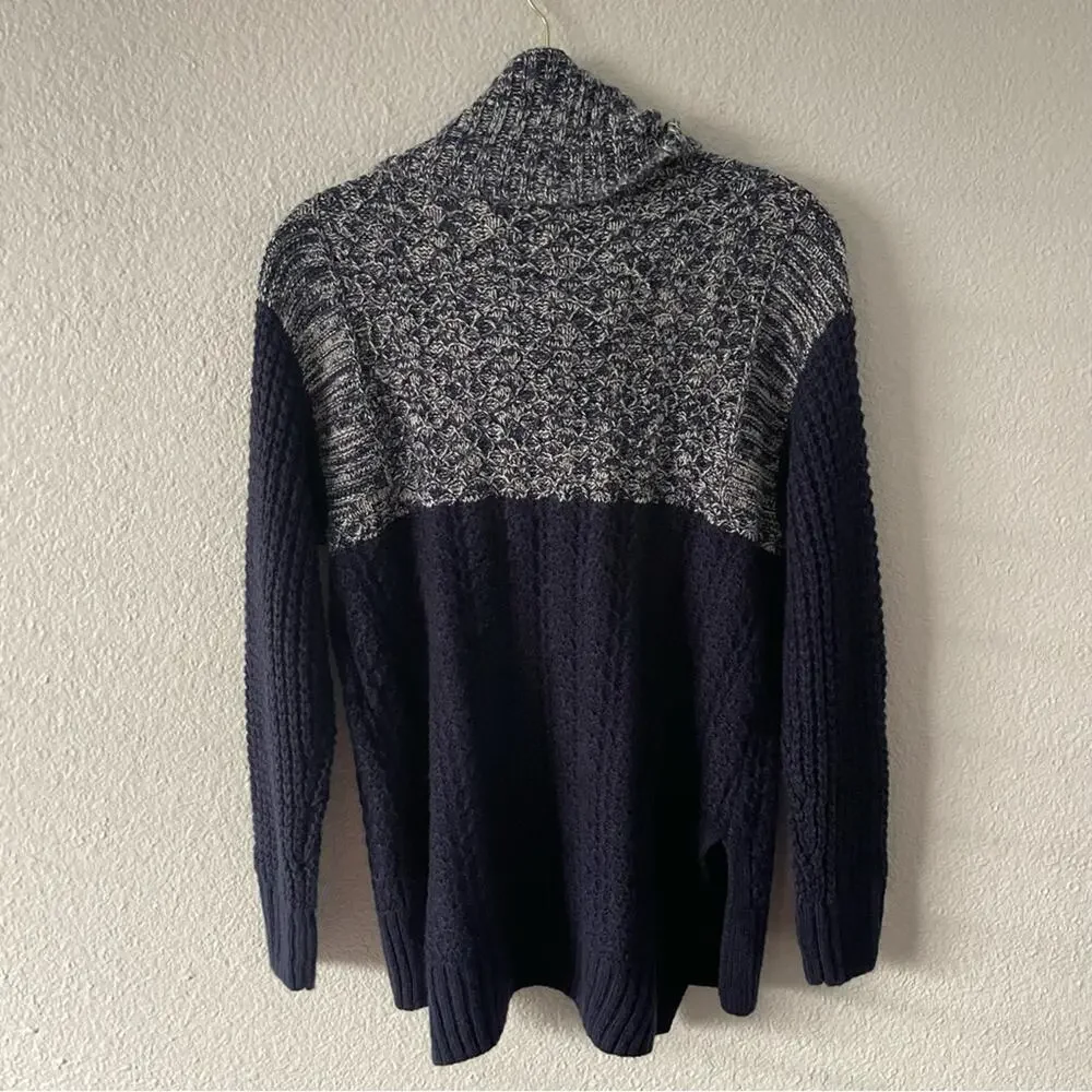 Navy Turtleneck Sweater Color Block Chunky Knit Soft & Cozy Size small